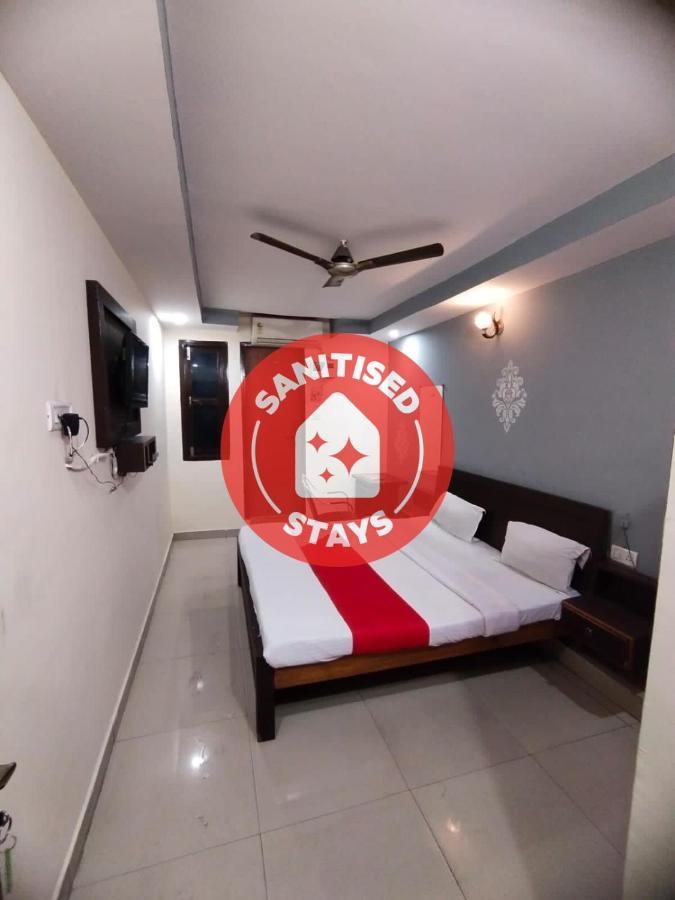 Oyo Hotel New Metro Near Phoenix United Lakhnau Kültér fotó