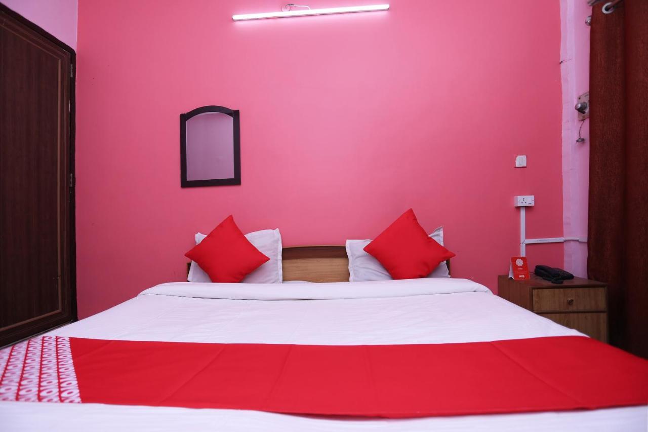 Oyo Hotel New Metro Near Phoenix United Lakhnau Kültér fotó