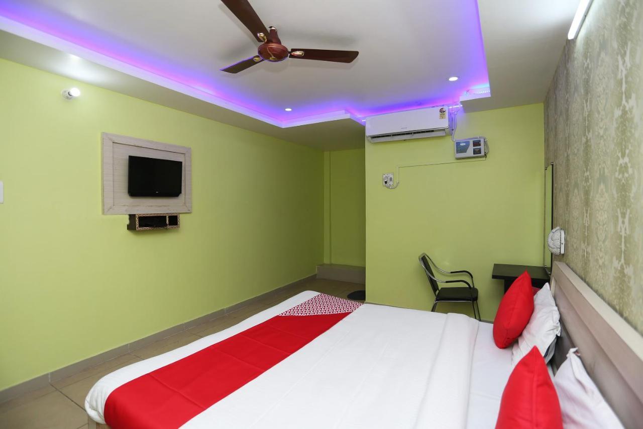 Oyo Hotel New Metro Near Phoenix United Lakhnau Kültér fotó